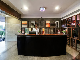 The Regency Hotel by OYO Rooms
