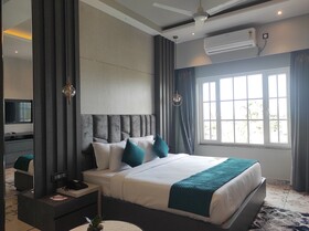 HM Resort