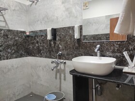 Hotel A G Palace