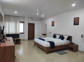 Hotel A G Palace