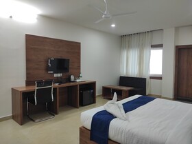 Hotel A G Palace