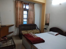 Kusum Hotel
