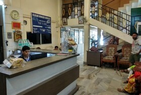 Kusum Hotel