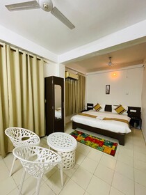 Erica Residency
