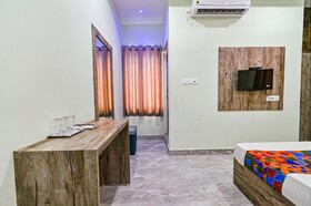 Fabexpress Siddhi Villa