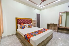 Fabexpress Siddhi Villa