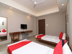 Nirvana Lodge by OYO Rooms