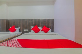 OYO 23304 Hotel Shiva