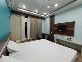 River King City Palace