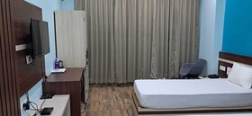 River King City Palace