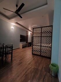 River King City Palace