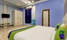 Treebo Trend Bora's Inn