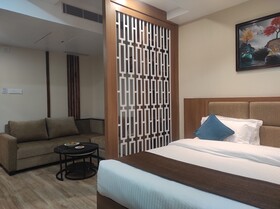 Hotel Kingdom Palace