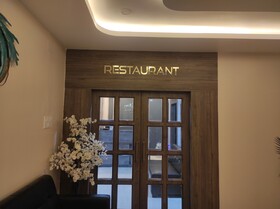 Hotel Kingdom Palace