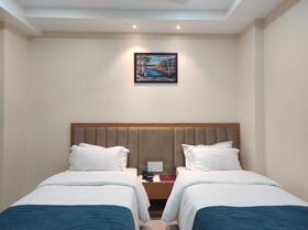 Hotel Kingdom Palace