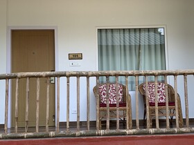 Jungleciti House