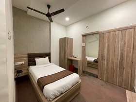 Hotel Royal Embassy