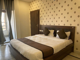 Hotel Royal Embassy