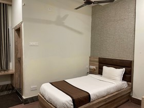 Hotel Royal Embassy