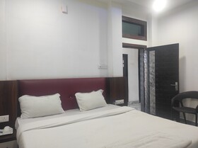 Hotel SG Hub Tower