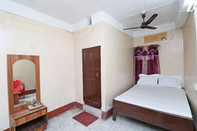 SPOT ON 41656 Hotel Maruti
