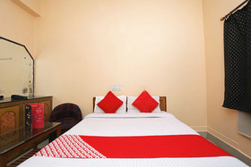 Hotel Vineet by OYO Rooms