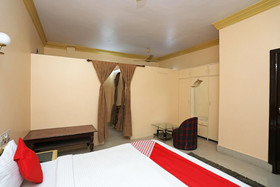 Hotel Vineet by OYO Rooms