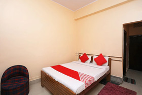 Hotel Vineet by OYO Rooms