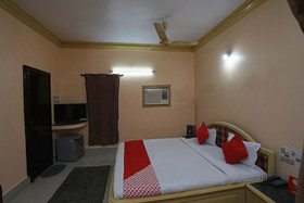 Hotel Vineet by OYO Rooms