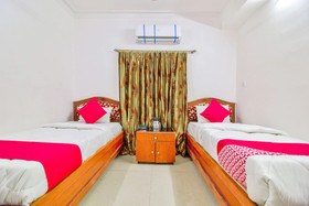 Hotel Embassy by OYO