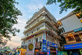 Hotel Embassy by OYO