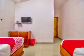 Hotel Embassy by OYO
