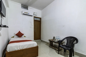 Kalyan Residency by OYO