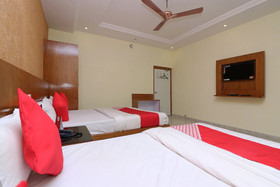 OYO 16395 Hotel G K Palace