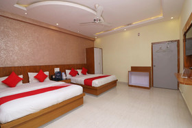 OYO 16395 Hotel G K Palace