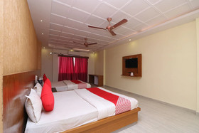 OYO 16395 Hotel G K Palace