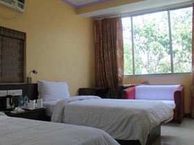 Hotel Tathagat International