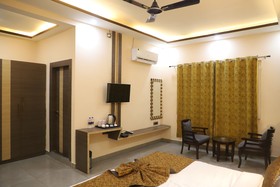 The Bodhi Palace Resort