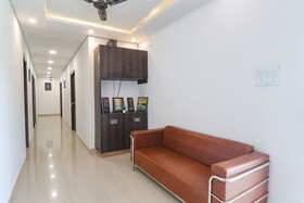 Fabexpress Elite Inn