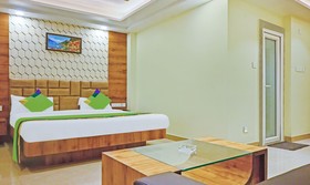 FabHotel Holiday Grand