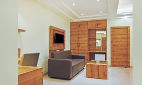 FabHotel Holiday Grand