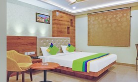 FabHotel Holiday Grand