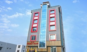 FabHotel Holiday Grand