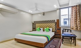 Treebo Trend Palash Hotel & Banquets