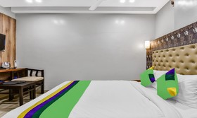 Treebo Trend Palash Hotel & Banquets