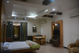 Hotel Naveen Residency