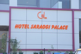 Hotel Saraogi Palace