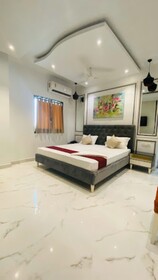 Hotel Kailash Tower