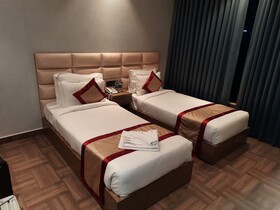 The Landmark Hotel