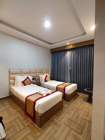 The Landmark Hotel